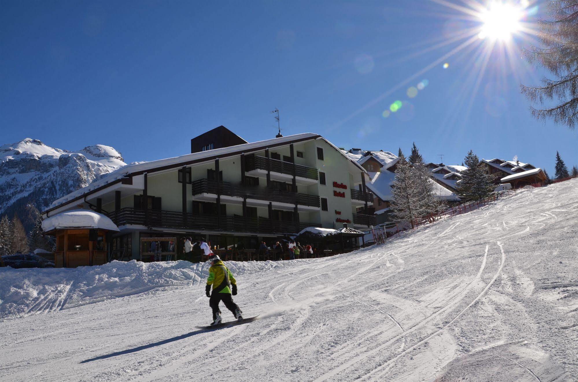 Hotel Alaska フォルガリダ エクステリア 写真