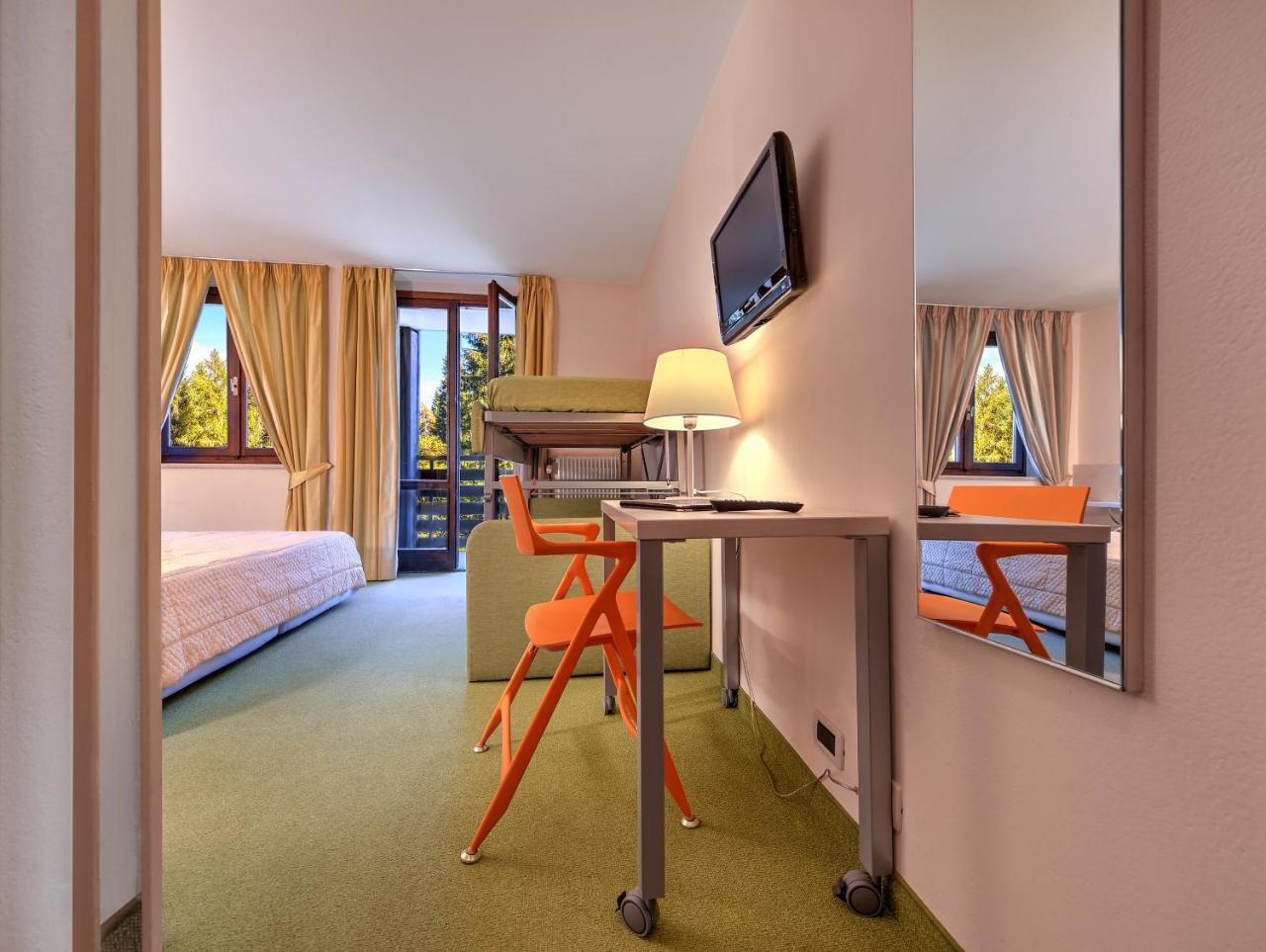 Hotel Alaska フォルガリダ エクステリア 写真